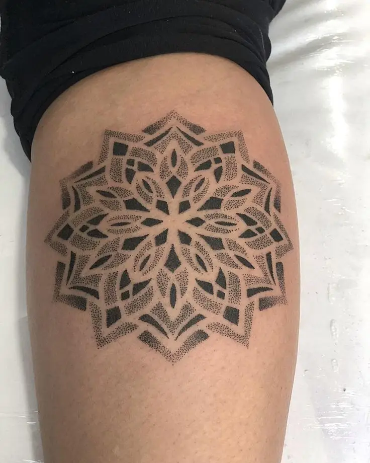 Hình Xăm Mandala Ở Chân - Nghệ Thuật Và Tâm Linh 36