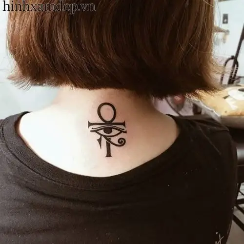 Hình Xăm Mắt Thần Horus: Ý Nghĩa Và Sự Quyến Rũ 22