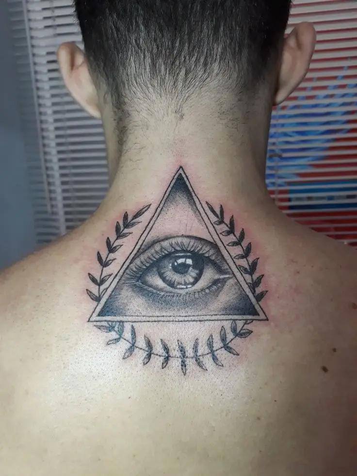 Hình Xăm Mắt Thần Horus: Ý Nghĩa Và Sự Quyến Rũ 24
