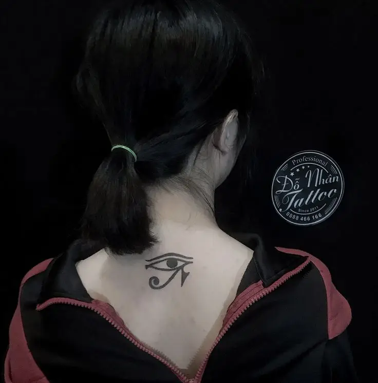 Hình Xăm Mắt Thần Horus: Ý Nghĩa Và Sự Quyến Rũ 55