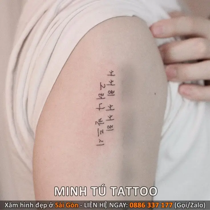Hình xăm mini chữ ở tay: Nghệ thuật tối giản 28