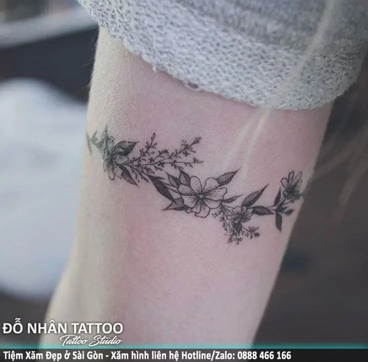 Tìm hiểu hình xăm nữ ở tay: Phong cách và cá tính 37