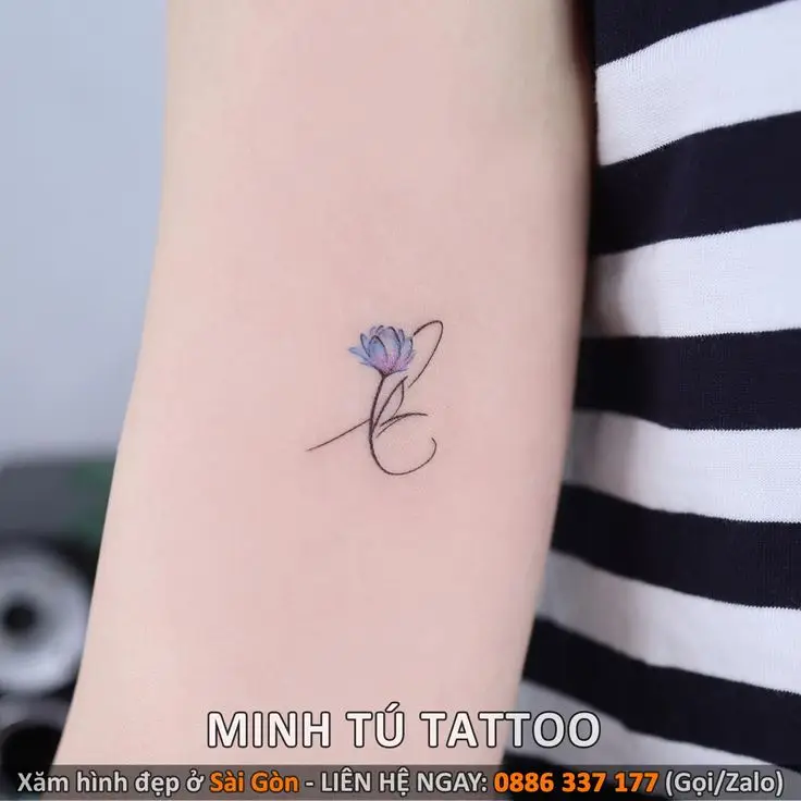 Hình xăm ở bắp tay nữ: 50 ý tưởng xinh đẹp 63