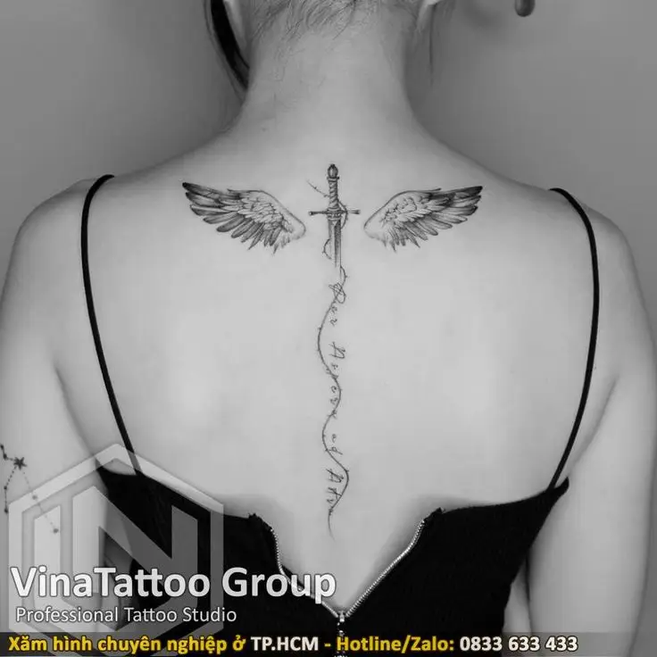 Hình Xăm Đôi Cánh Mini: Sự Tự Do Và Khát Vọng 18