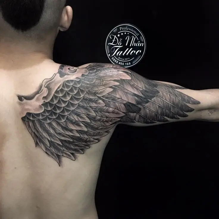 Hình Xăm Đôi Cánh Sau Lưng Nam: Ý Nghĩa Và Các Mẫu Đẹp 34
