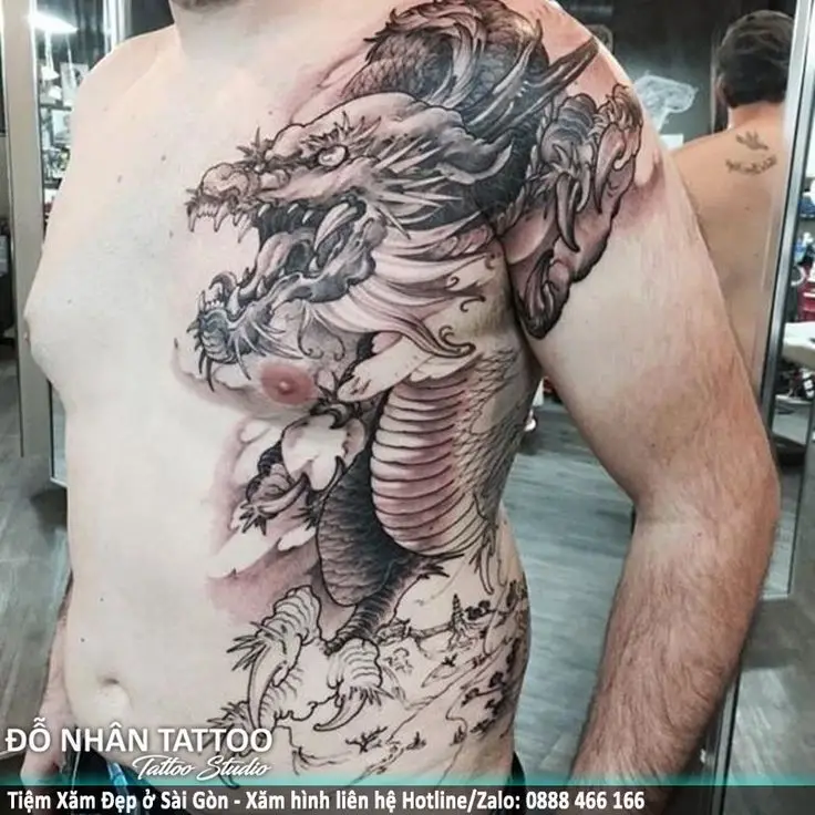 Hình xăm rồng ở ngực: 50 thiết kế táo bạo cho nam 18