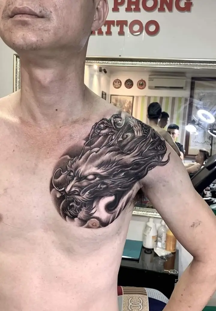 Hình xăm rồng ở ngực: 50 thiết kế táo bạo cho nam 67