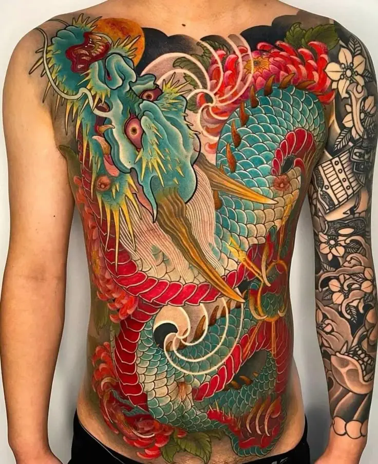Hình xăm rồng ở ngực: 50 thiết kế táo bạo cho nam 73
