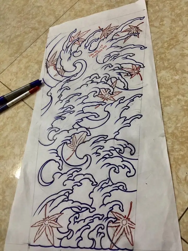 Hình xăm sóng nước ở tay: nghệ thuật trên da 51