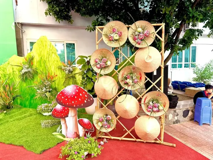 Hoa Trang Trí Sân Khấu: Ý Tưởng Sáng Tạo cho Sự Kiện 36