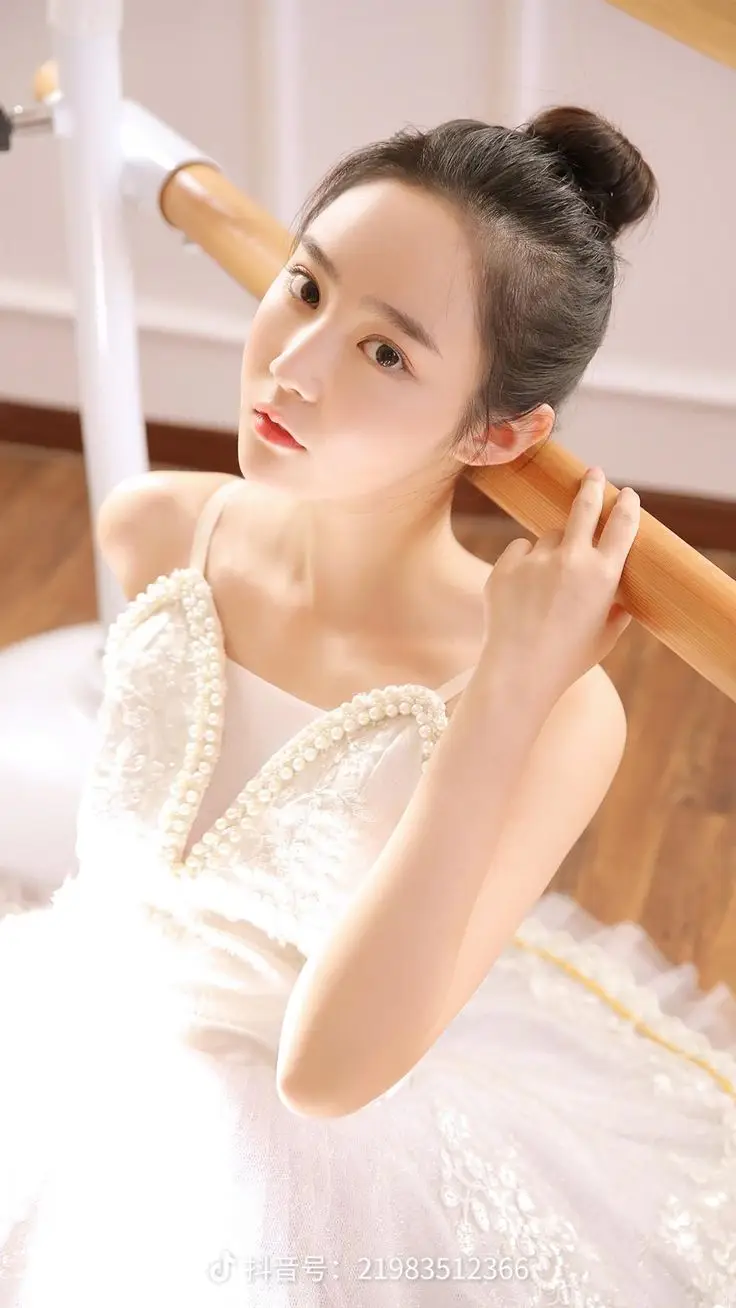 Tải Ảnh Gái Đẹp Về Máy: Bộ Sưu Tập Hình Ảnh Đẹp Nhất 18