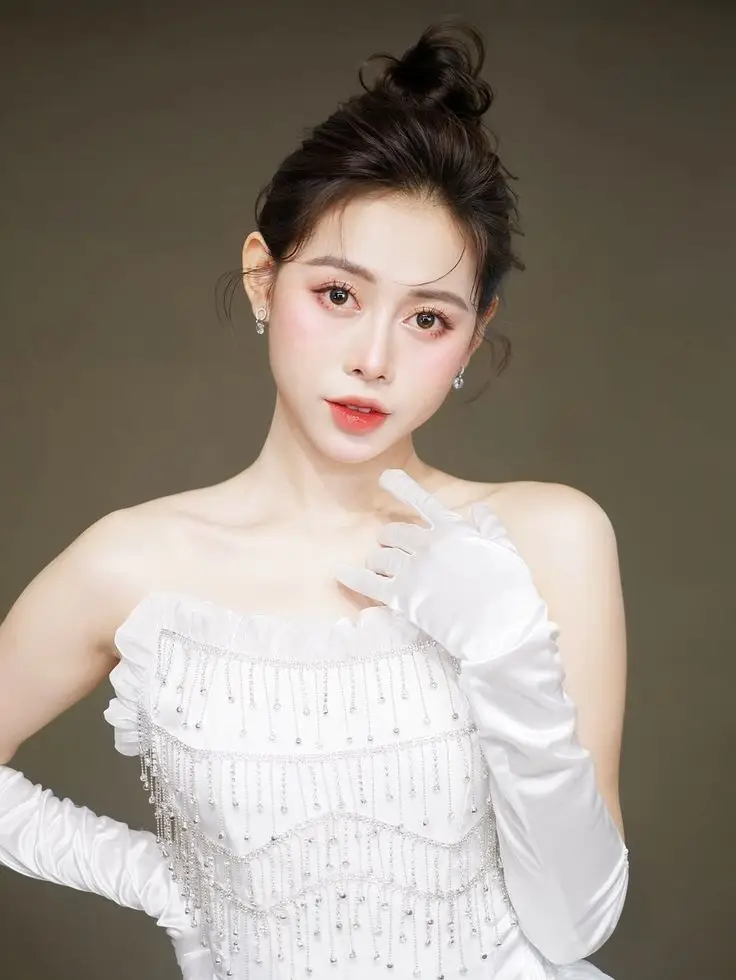 Tải Ảnh Gái Xinh Việt Nam - Bộ Sưu Tập Đầy Màu Sắc 19