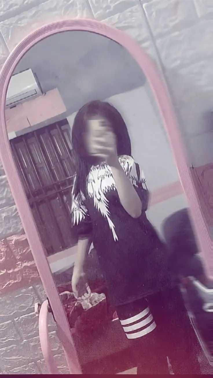 Trước Gương Ảnh Gái K10 Che Mặt - Sự Huyền Bí Trong Hình Ảnh 5