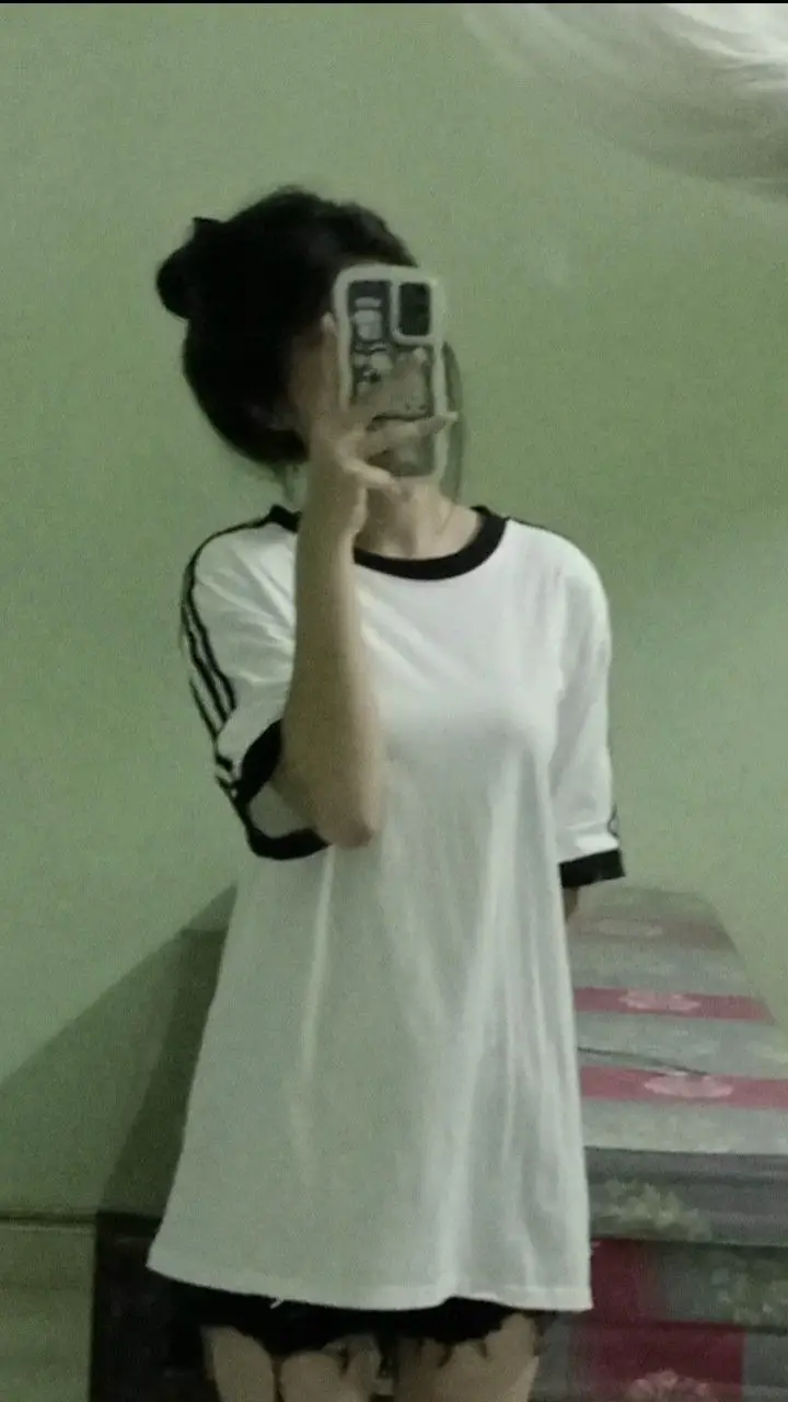 Trước Gương Ảnh Gái K10 Che Mặt - Sự Huyền Bí Trong Hình Ảnh 25