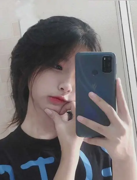 Trước Gương Ảnh Gái K10 Che Mặt - Sự Huyền Bí Trong Hình Ảnh 47