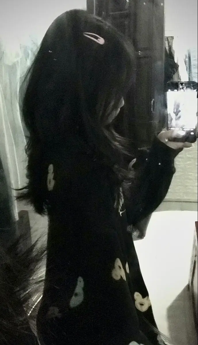 Trước Gương Ảnh Gái K10 Che Mặt - Sự Huyền Bí Trong Hình Ảnh 48