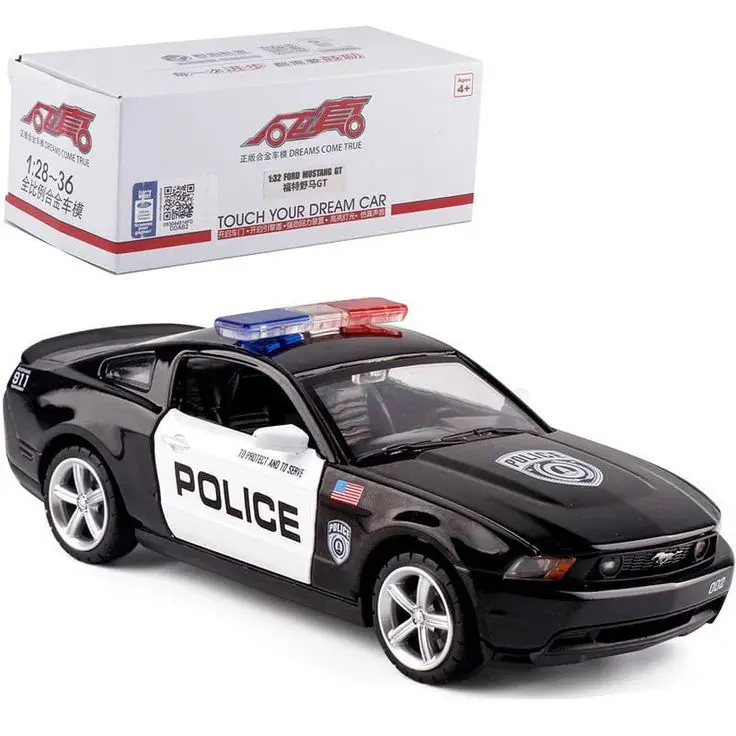 Khám phá xe cảnh sát qua tranh tô màu thú vị 47